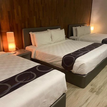 Frame Hotel George Town Extérieur photo