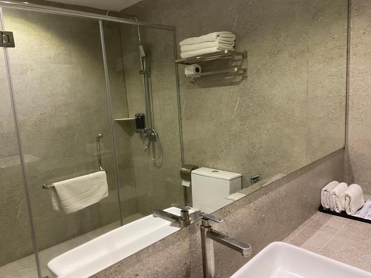 Frame Hotel George Town Extérieur photo