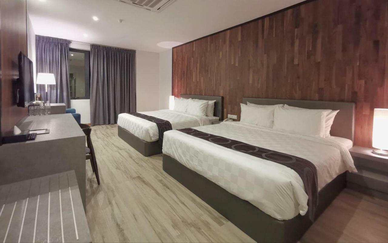 Frame Hotel George Town Extérieur photo
