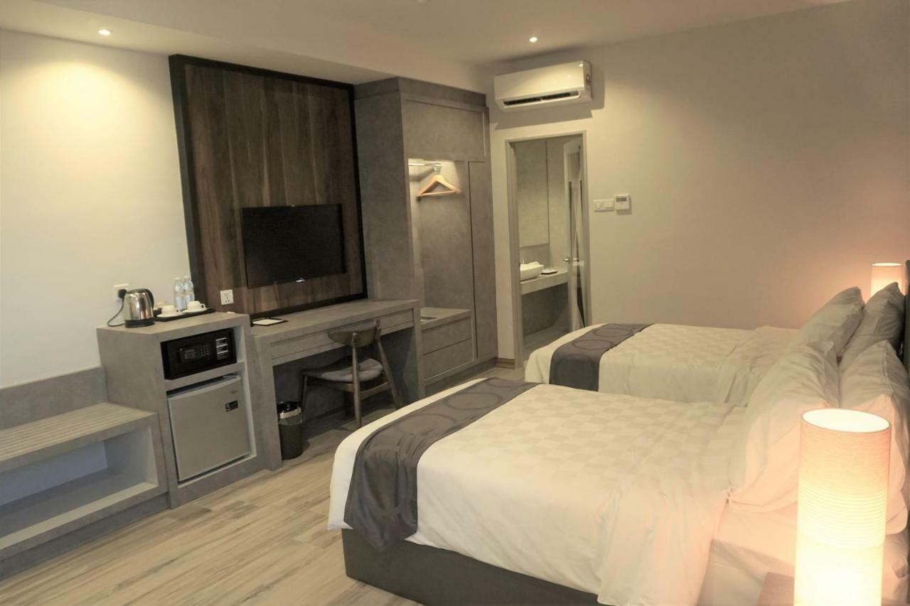 Frame Hotel George Town Extérieur photo